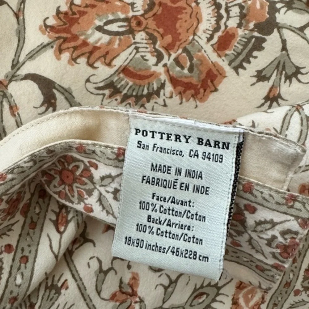 Pottery‎ Barn Whimsical Chinoiserie Floral 100% Cotton Table Runner 18” x 90”